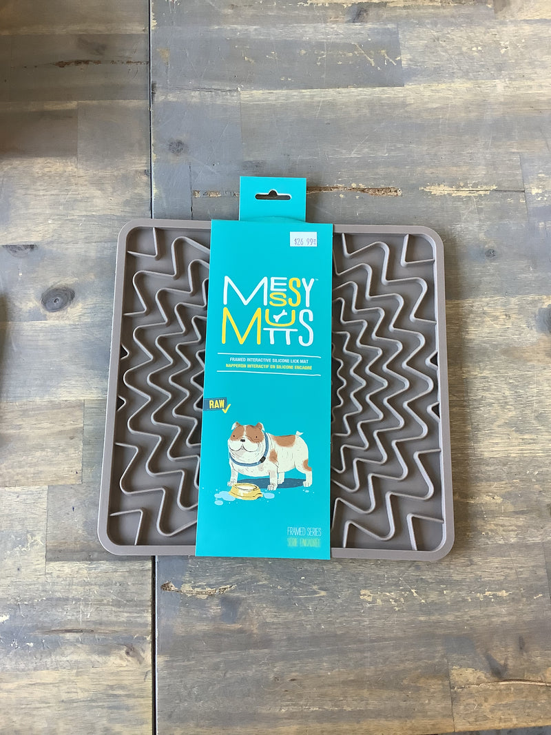 MESSY MUTTS - FRAMED SILICONE INTERACTIVE LICKING MAT 10x10, GREY